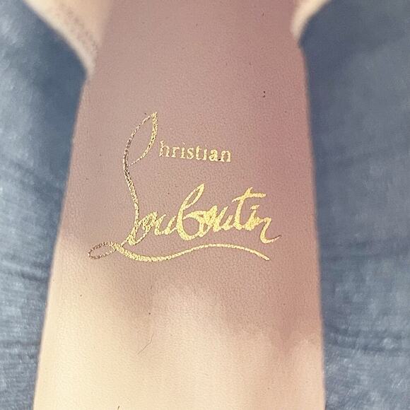 NWOB Christian Louboutin Black Cheliviss Pointed Toe Chelsea Ankle Boot EU 38 - Picture 8 of 11